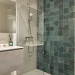 Apartamento Modern Coastal With Terrace & Pool Acces