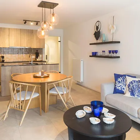 Modern Coastal With Terrace & Pool Acces * Nieuwpoort